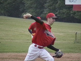Dan Nicol has a funny grip on the ball.